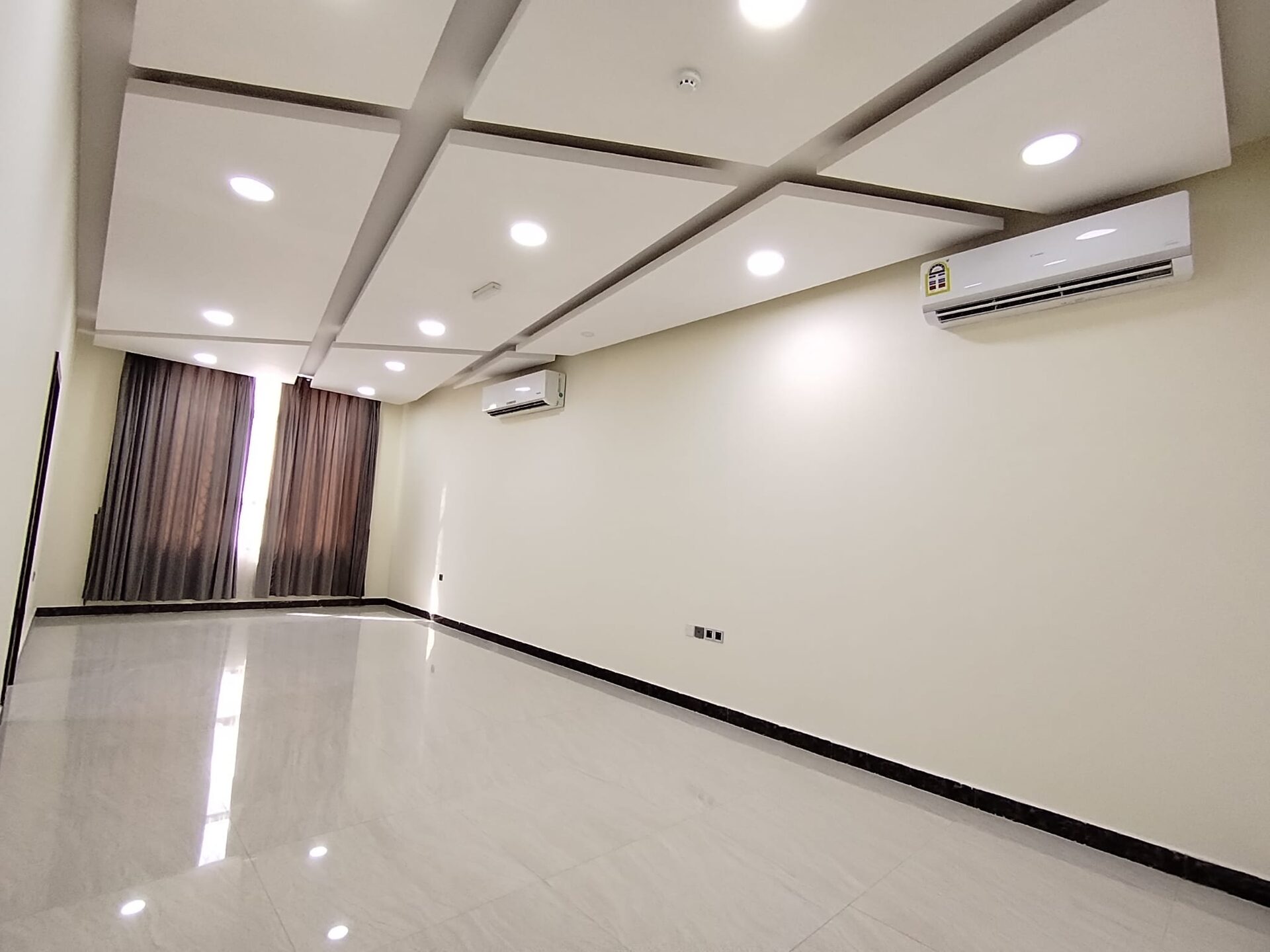 Spacious 2 Bedroom, Semi-Furnished, Maintenance