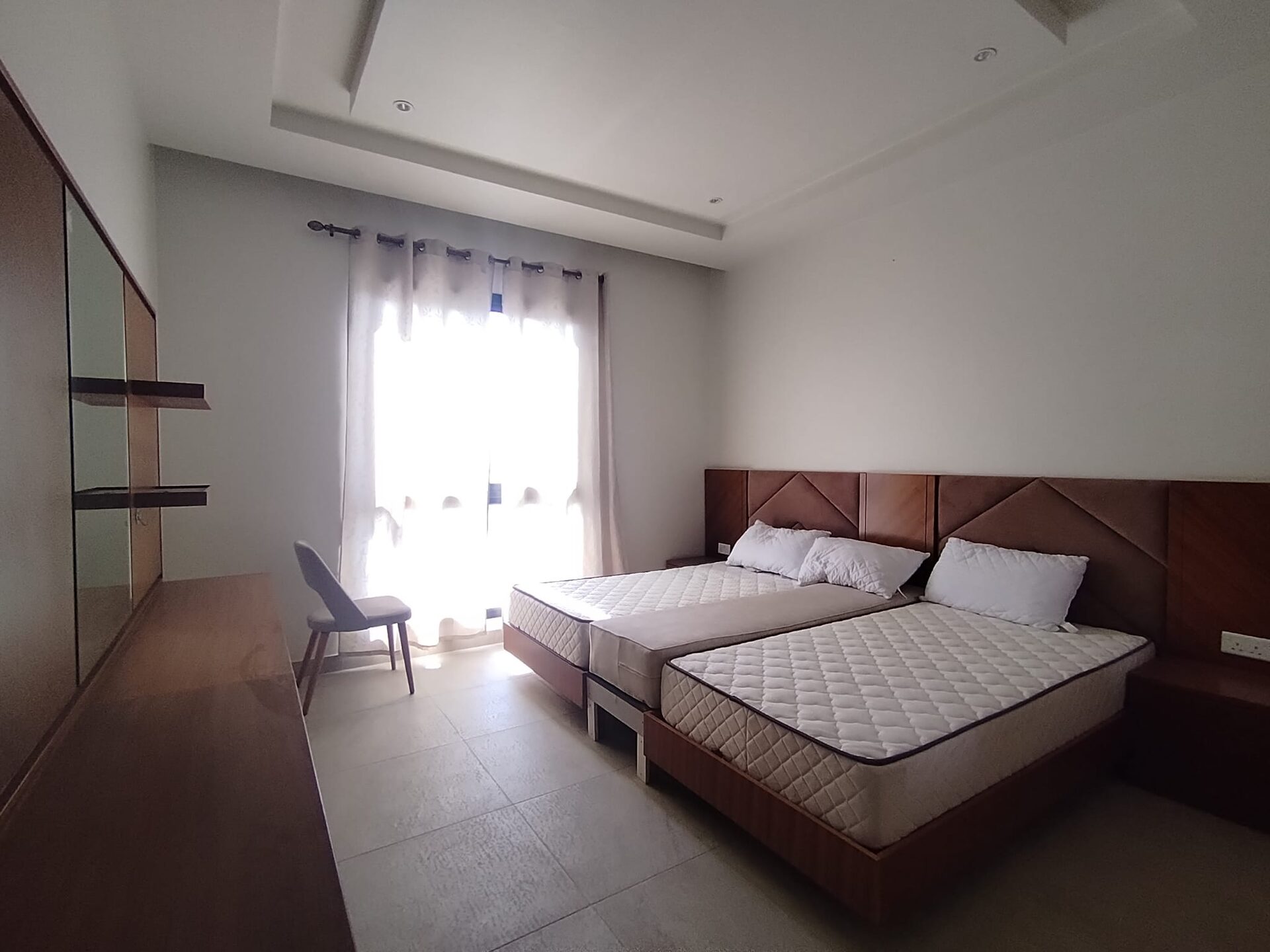 offer, Fully Furnished 2 Bedroom, 3Bath, Gym, Maintenance