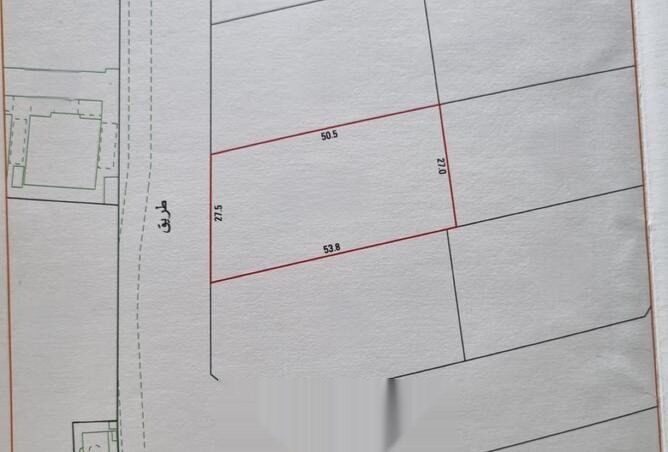 أرض سكنية للبيع بتصنيف حدائقي في الجنبية