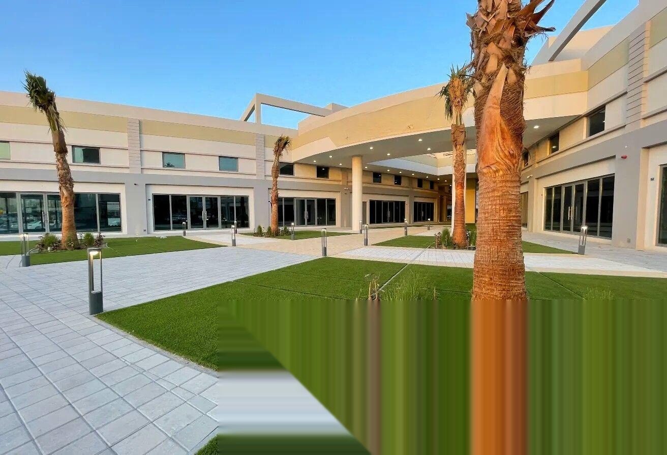 محل تجاري للإيجار بنظام الهيكل الإنشائي في مدينة عيسى
