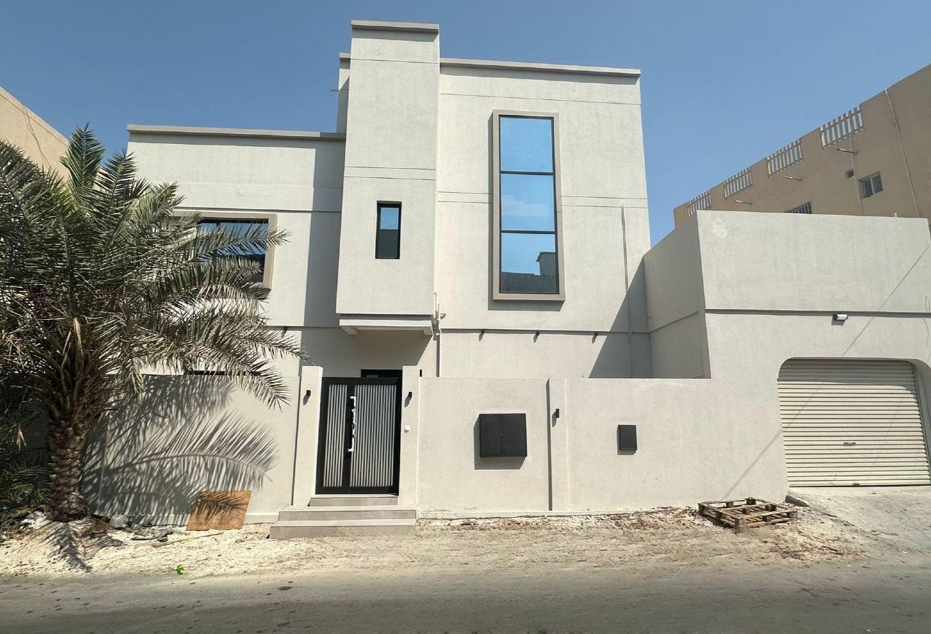 فيلا غير مفروشة بـ 3 غرف نوم للبيع في سلماباد