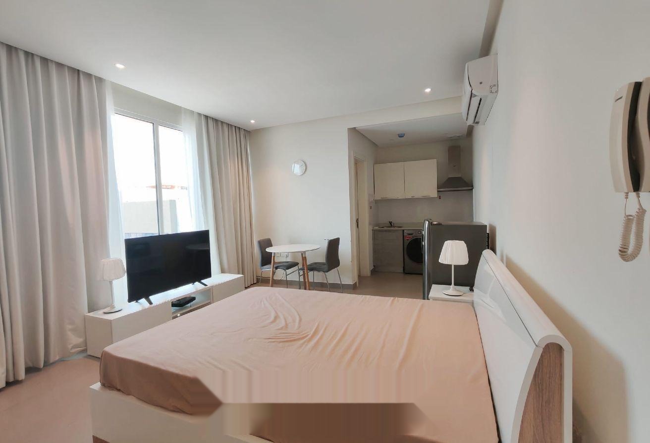 Fully Furnished Studio Apartment with Balcony in Hidd