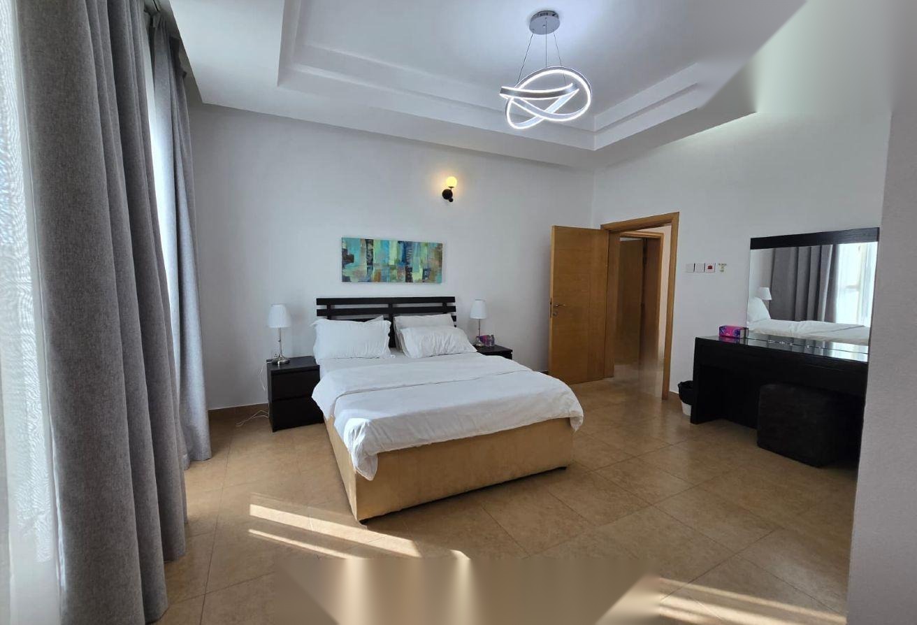Fully Furnished 2-Bedroom Apartment in Amwaj Islands