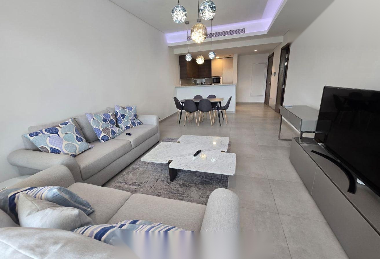 Fully Furnished 1-Bedroom Apartment with Terrace in Amwaj