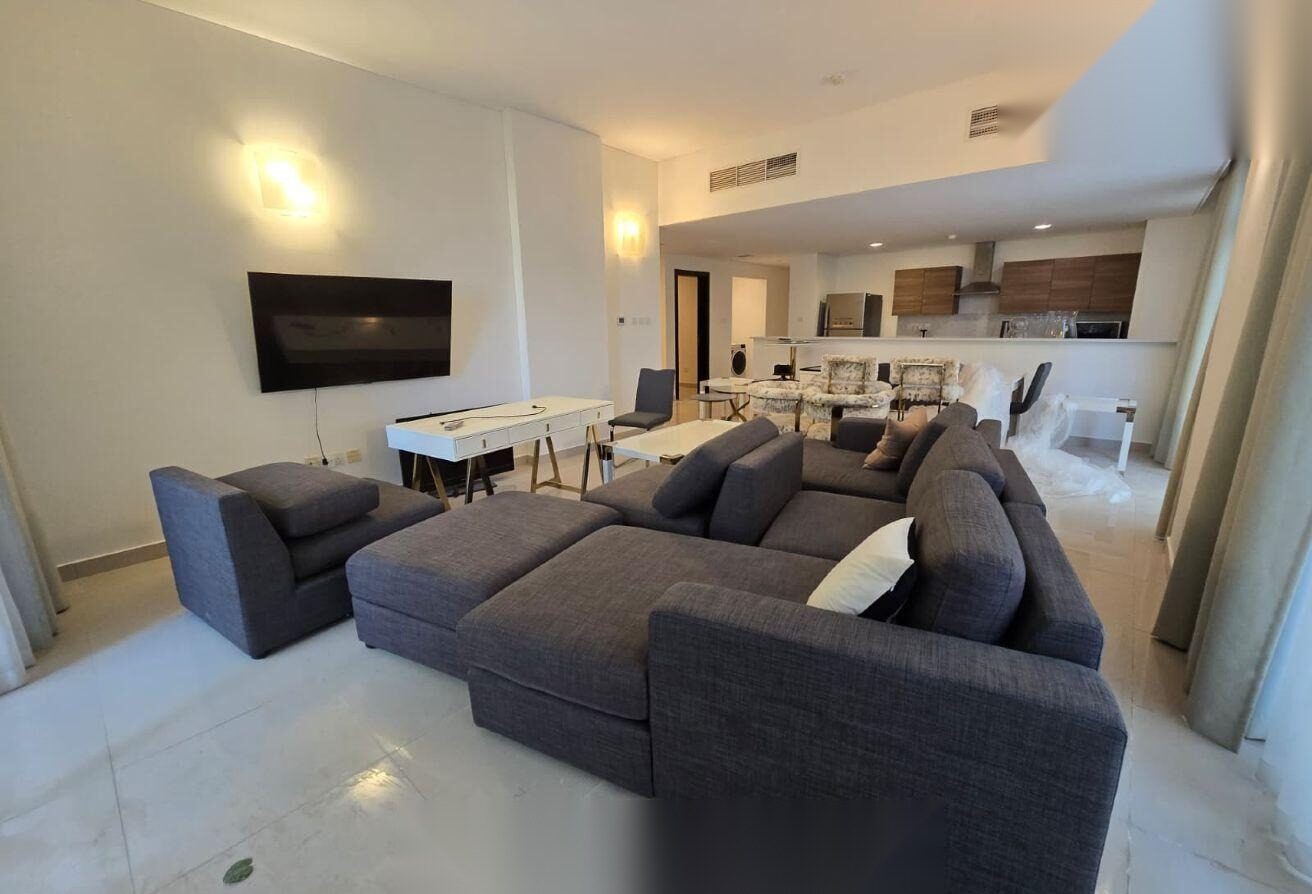 3-Bedroom Apartment with Large Terrace in Amwaj Islands