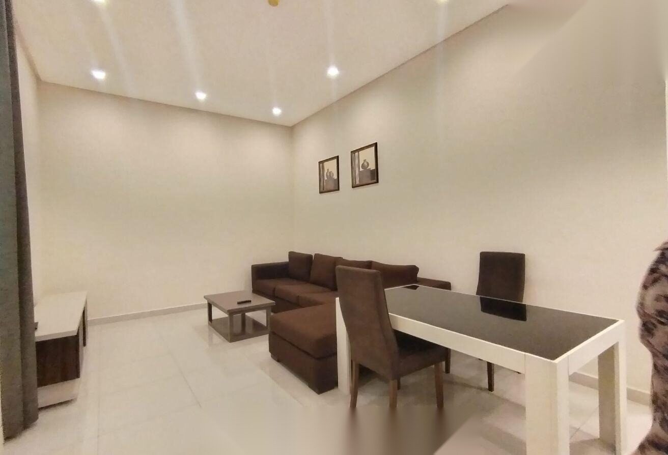 Fully Furnished 1-Bedroom Apartment in Amwaj Islands