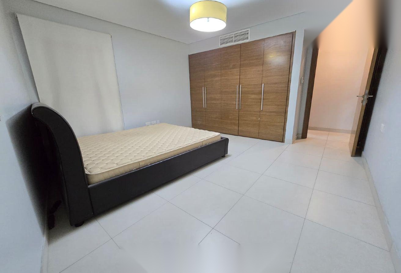 Fully Furnished 3-Bedroom Apartment in Amwaj Marina