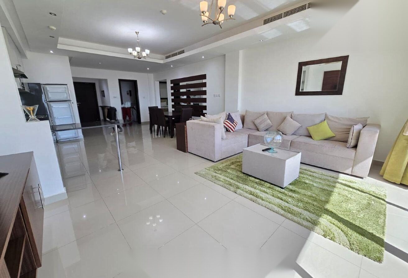 Furnished 2-Bedroom Apartment with Sea View and Balcony, Amwaj Islands