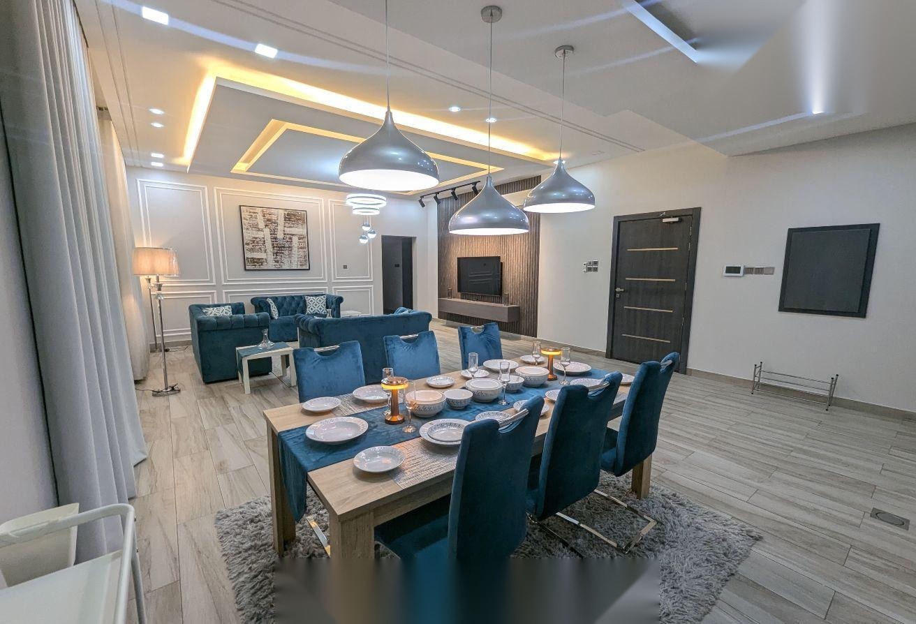 Fully Furnished 2-Bedroom Apartment in Saar
