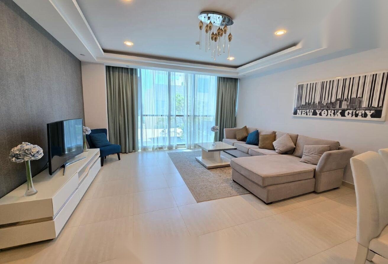 Fully Furnished 2-Bedroom Sea View Apartment in Amwaj Islands