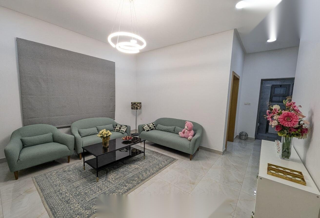 Fully Furnished 2-Bedroom Apartment in Janabiya