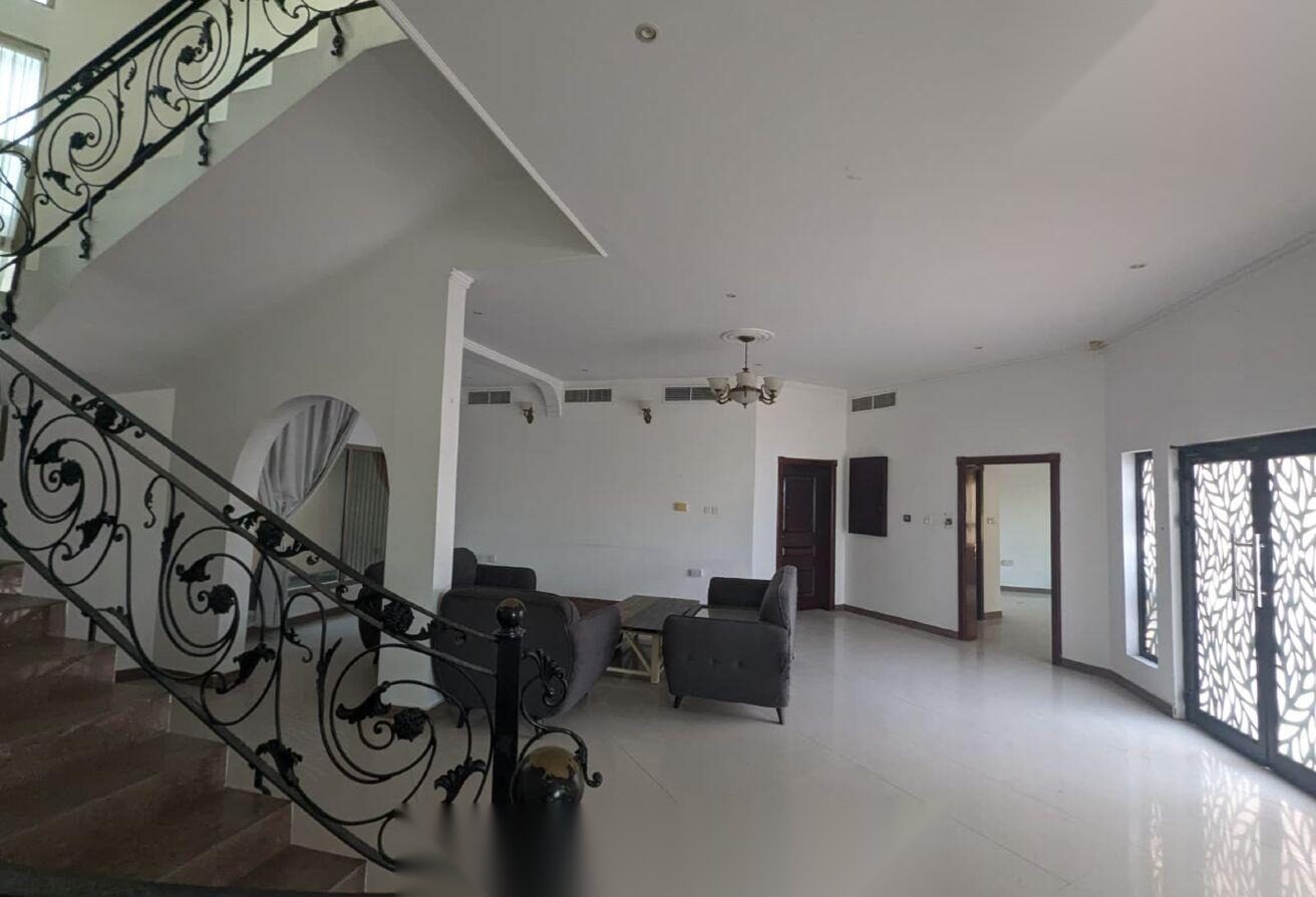 4-Bedroom Semi-Furnished Villa for Rent in Janabiya