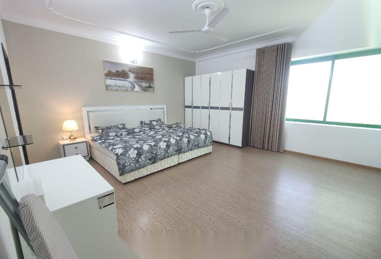 Fully Furnished 3-Bedroom Apartment in Busaiteen