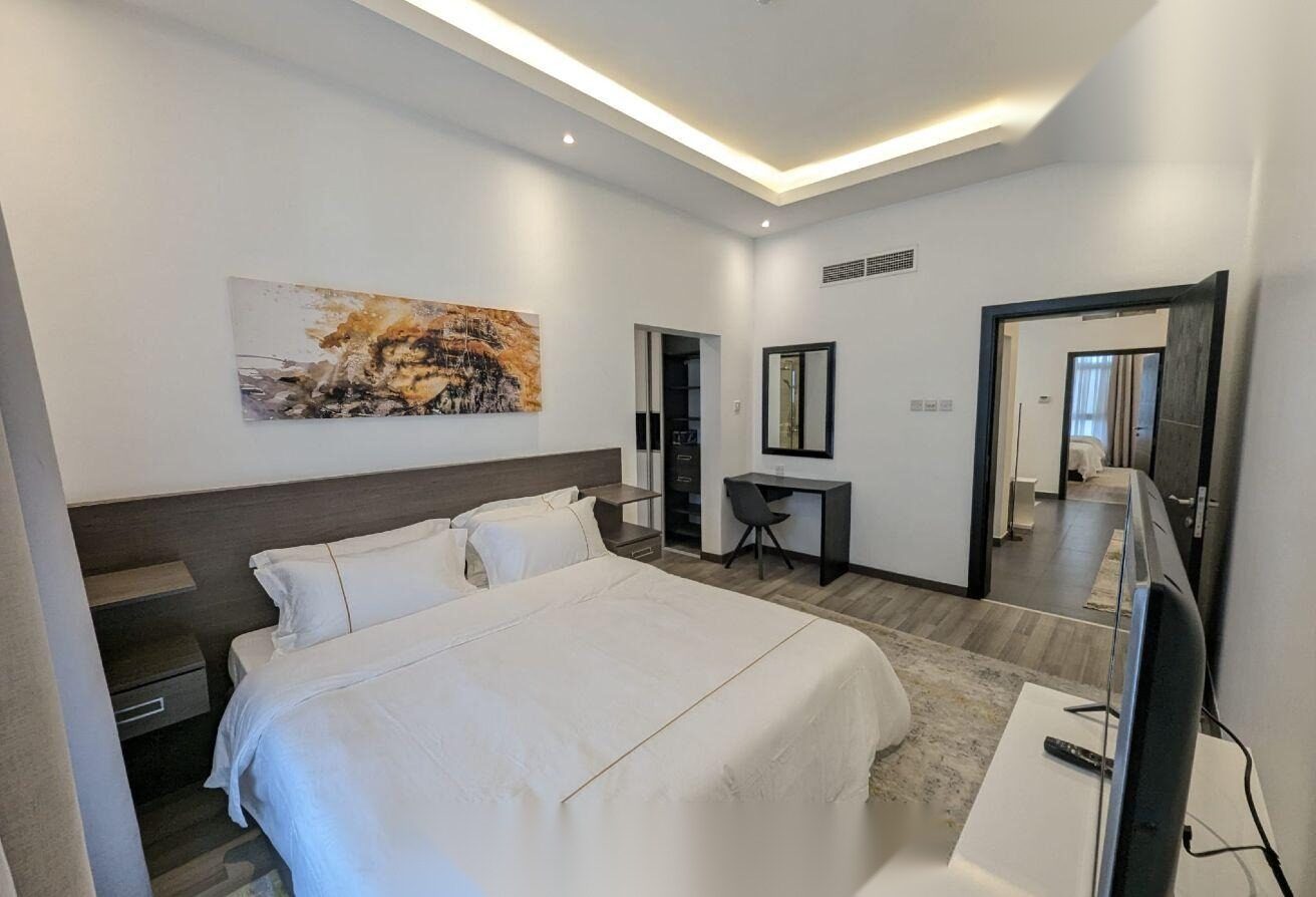 Fully Furnished 2-Bedroom Apartment in Janabiyah