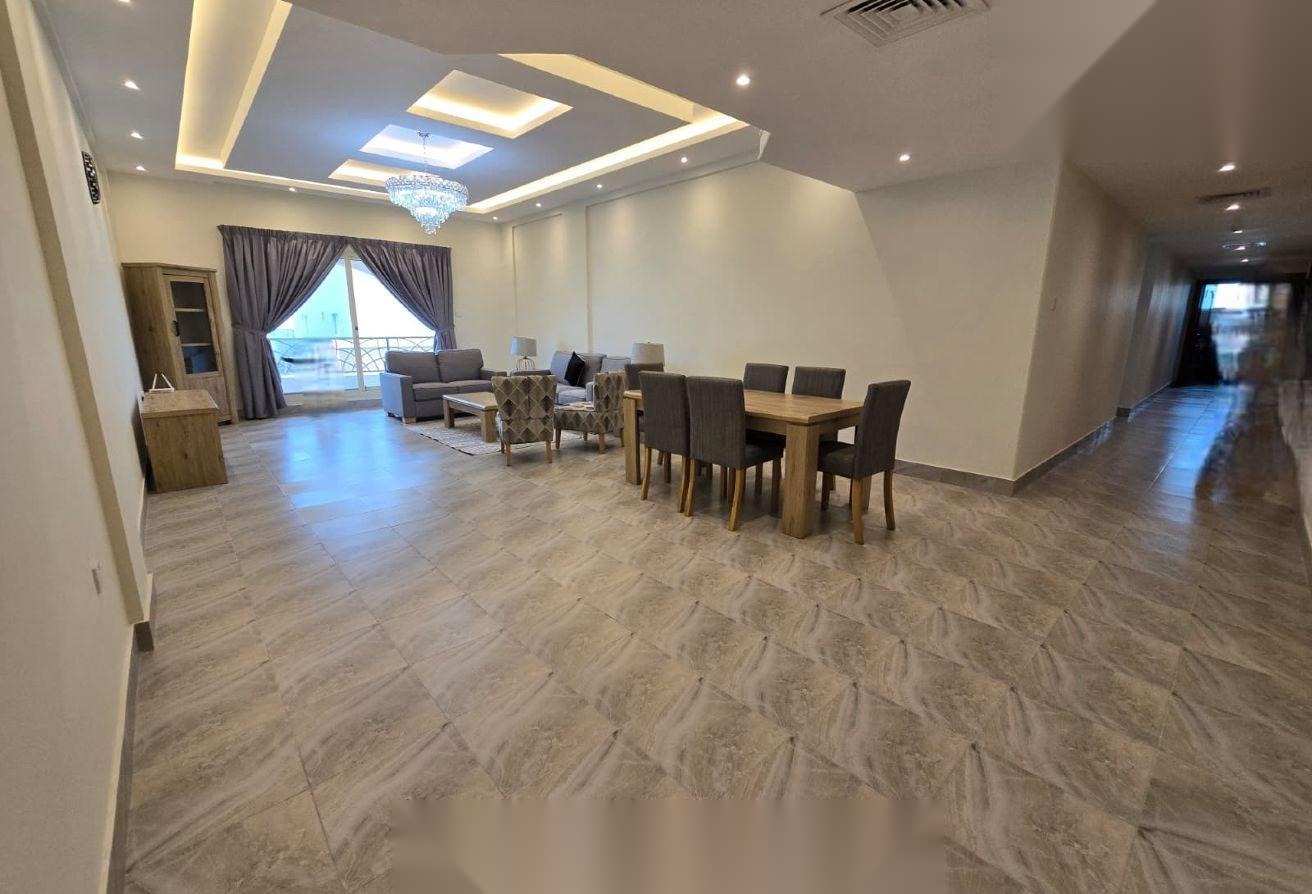 3-Bedroom Apartment with Balconies in Amwaj Islands