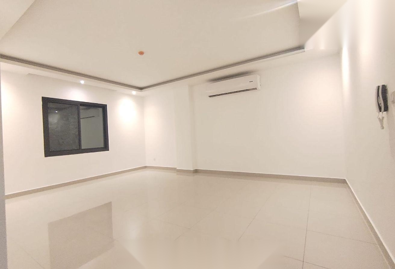Semi-Furnished 2-Bedroom Apartment with Kitchen Appliances in Hidd