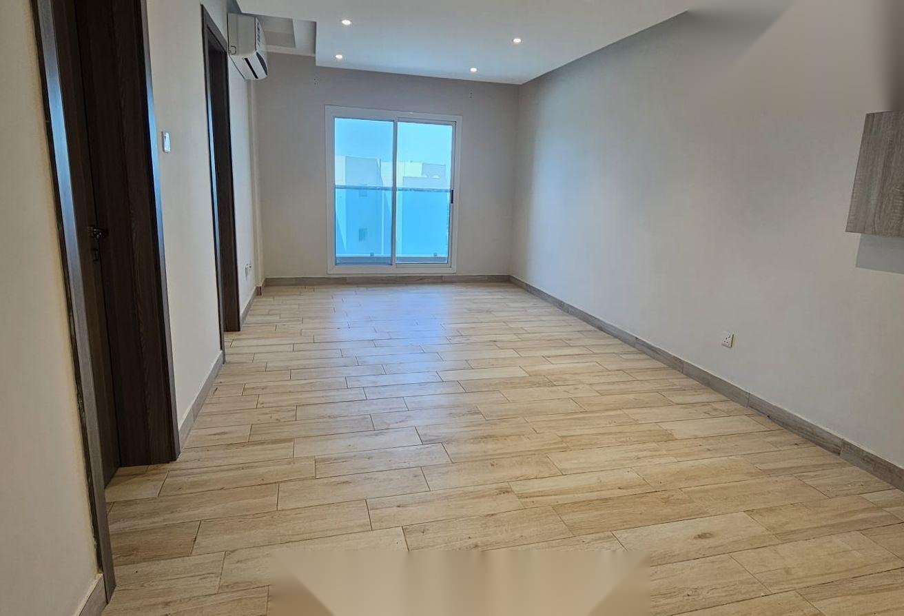 Semi-Furnished 1-Bedroom Apartment with Balcony in Riffa
