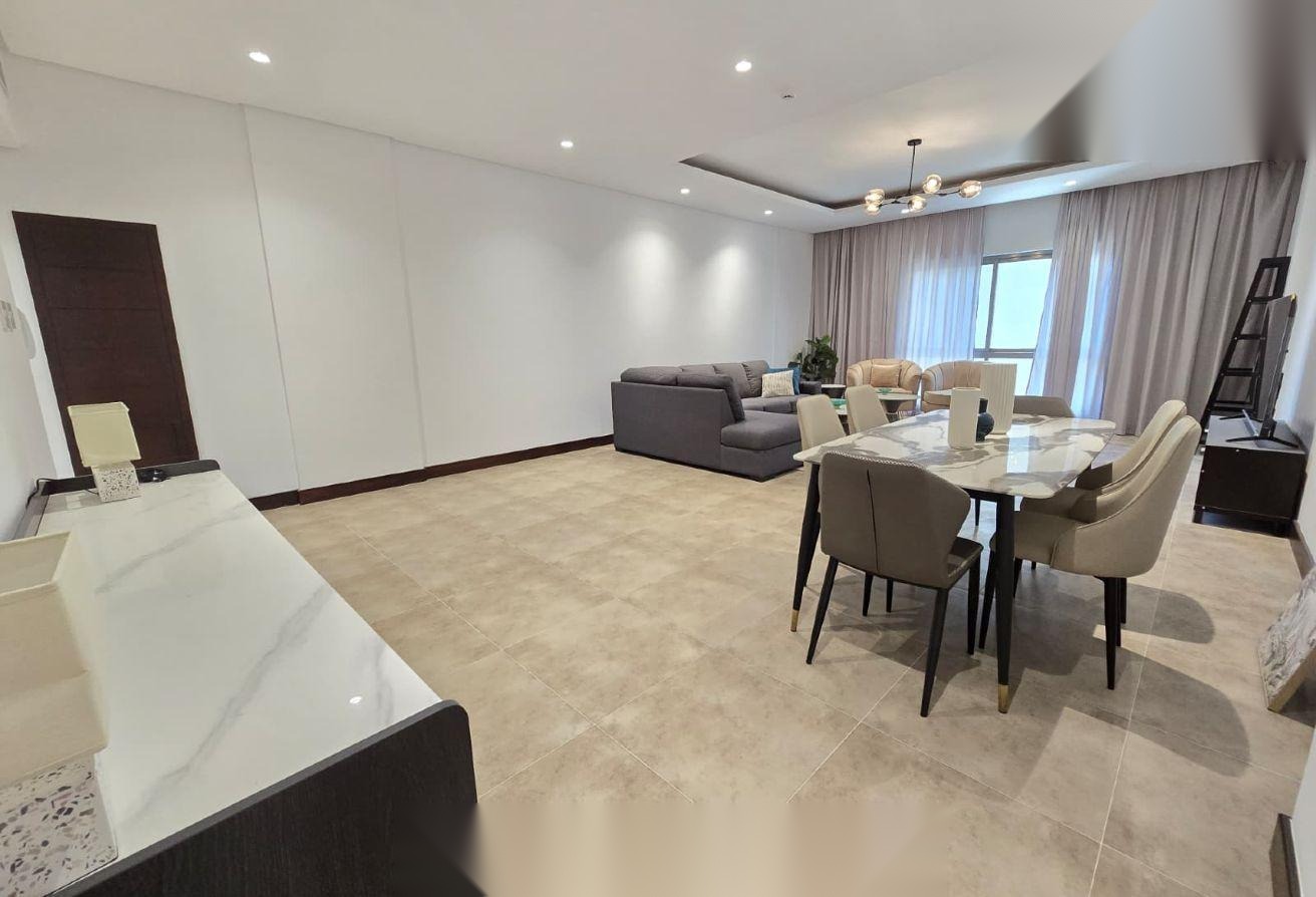 Fully Furnished Renovated 2-Bedroom Apartment in Amwaj Islands