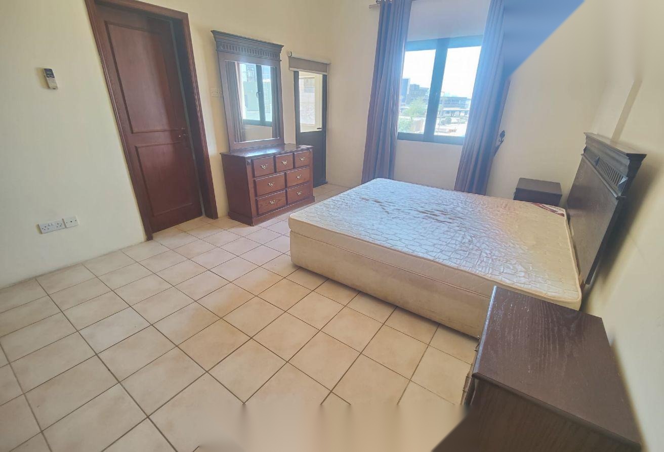 2-Bedroom Unfurnished Sea View Apartment in Amwaj Islands