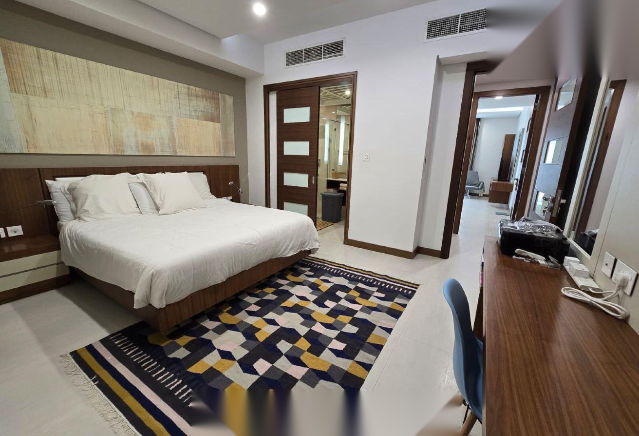 Fully Furnished 2-Bedroom Apartment in Amwaj Islands