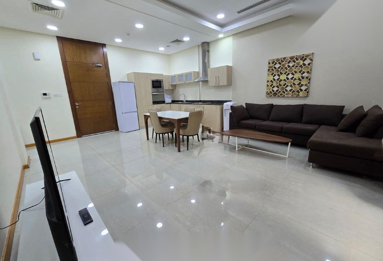 Furnished 2-Master-Bedroom Apartment with Large Terrace, Amwaj Marina