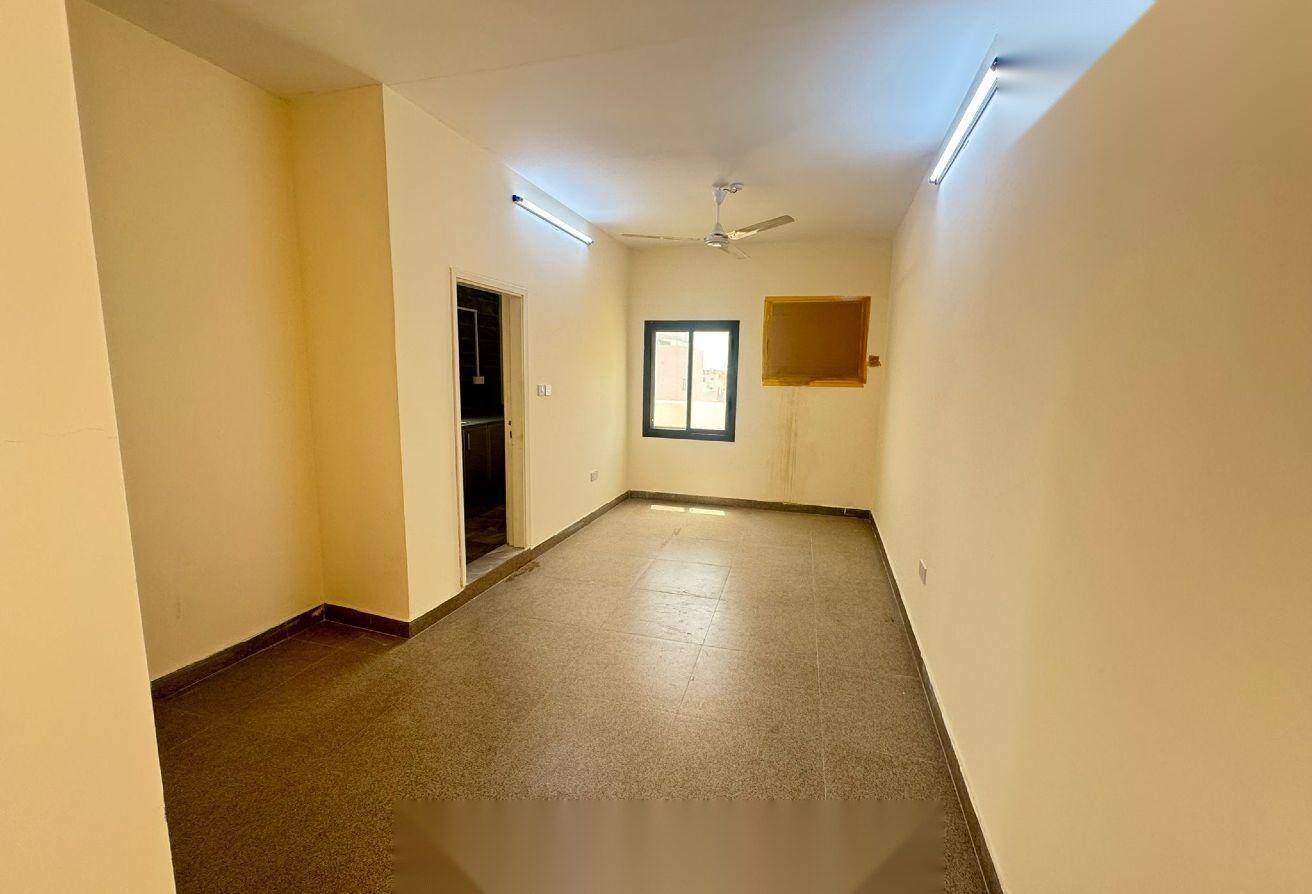 Unfurnished Studio Apartment for Rent in Tubli