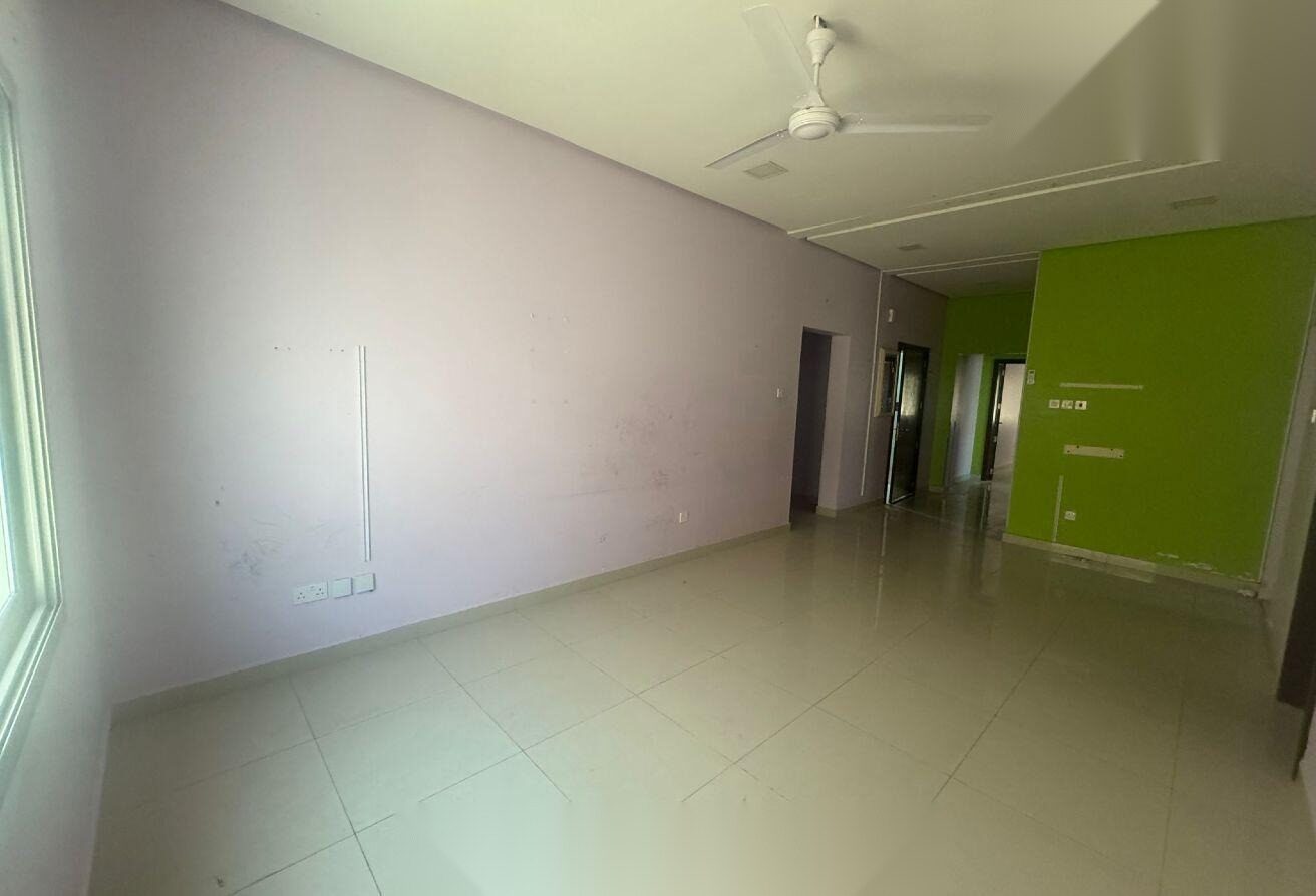 2-Bedroom Apartment with Lift Access in Tubli