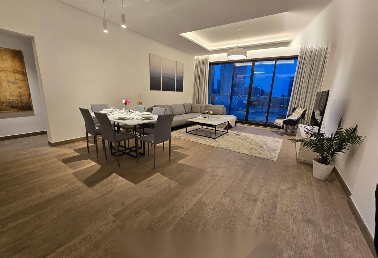 Fully Furnished 2-Bedroom Apartment in Amwaj Islands