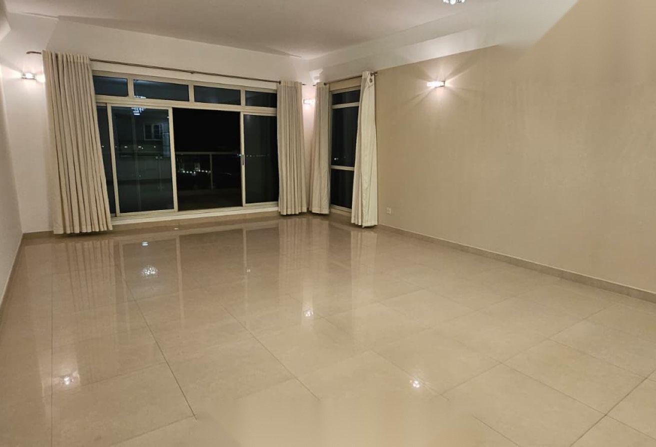 3-Bedroom Semi-Furnished Penthouse in Amwaj Islands