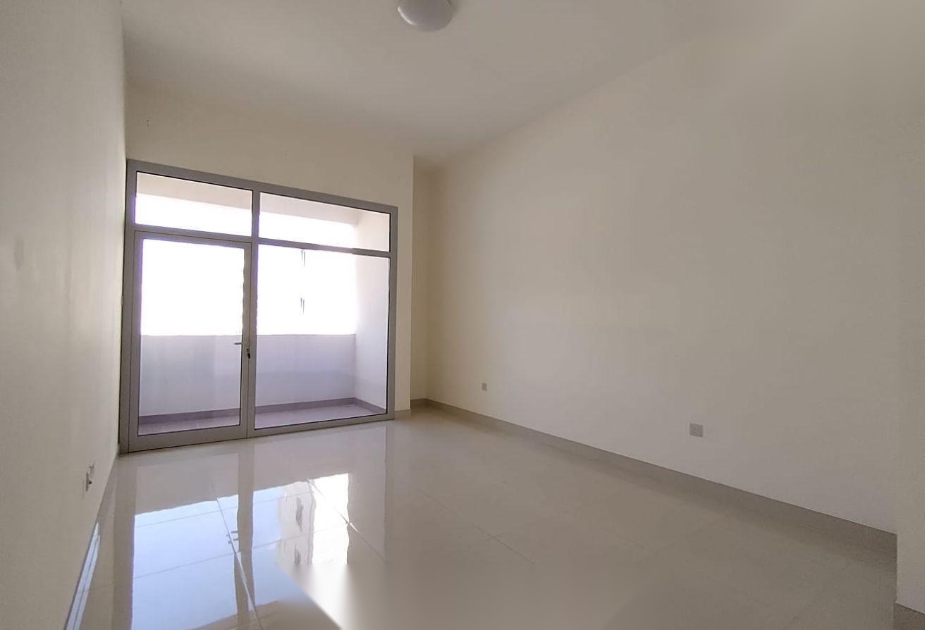 2-Bedroom Semi-Furnished Flat with Balcony in Hidd