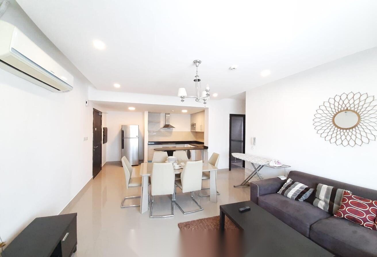 Fully Furnished 2-Bedroom Apartment in Busaiteen