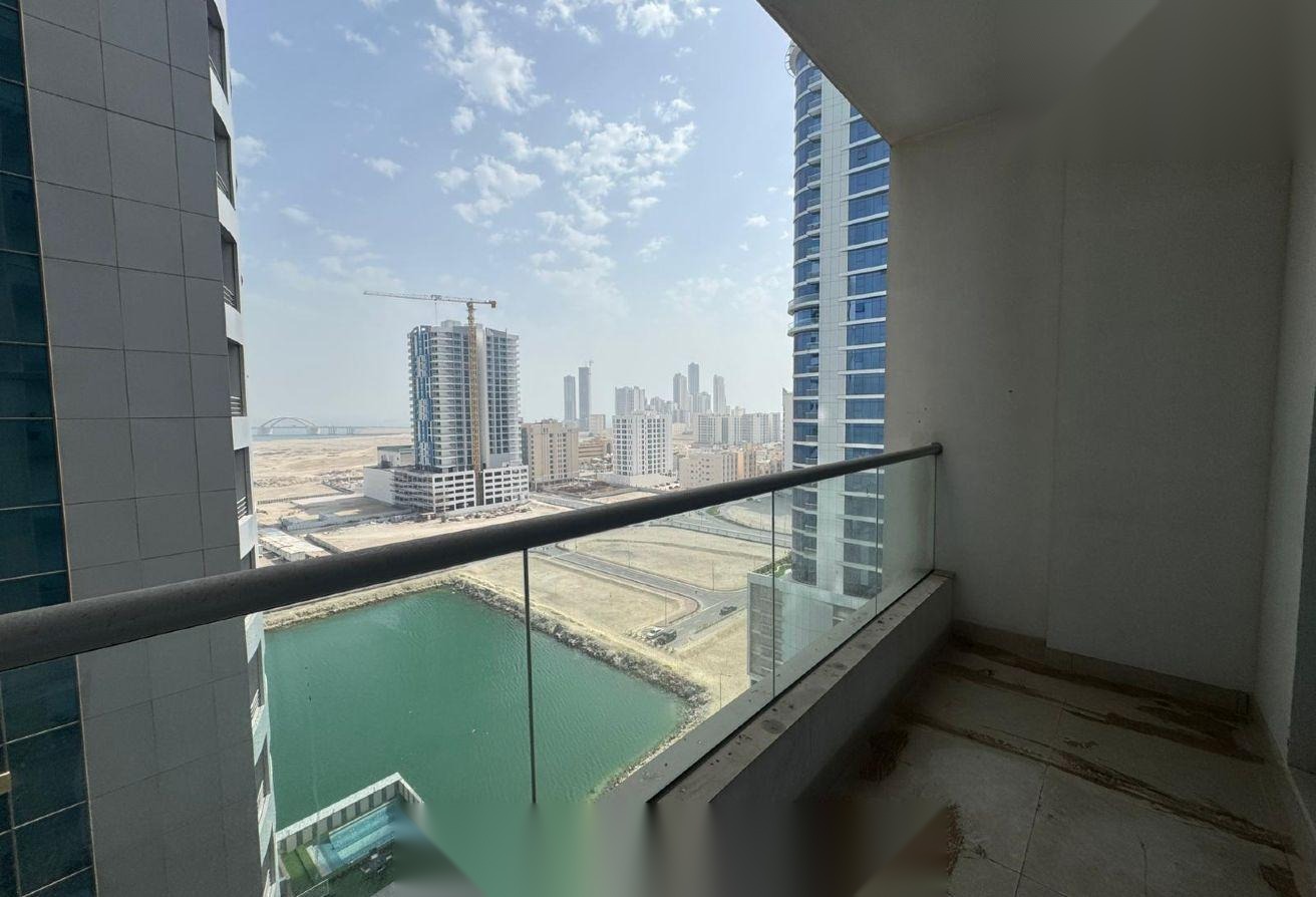 Fully Furnished 1-Bedroom Apartment with Balcony in Juffair