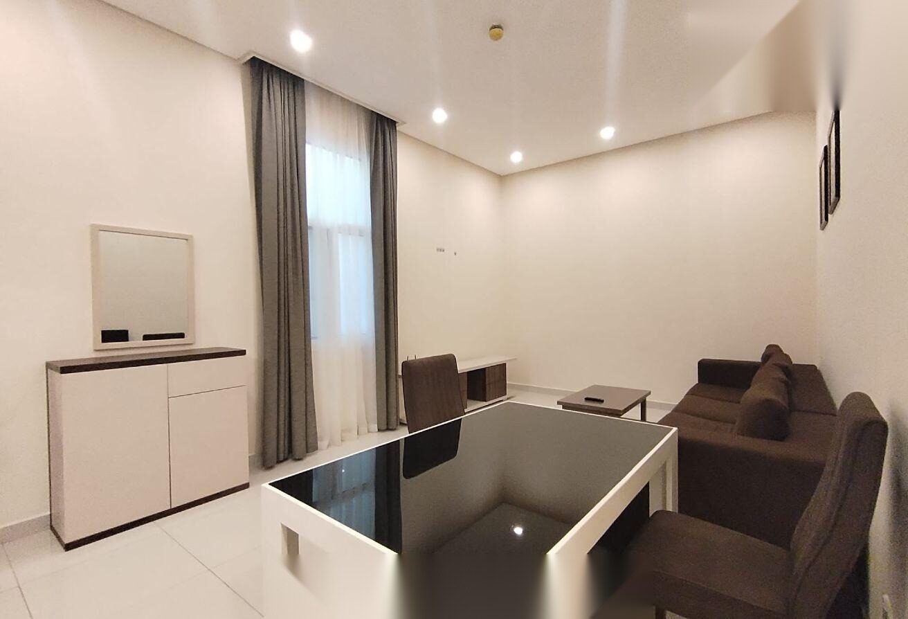 Fully Furnished 1-Bedroom Apartment for Rent in Amwaj Islands