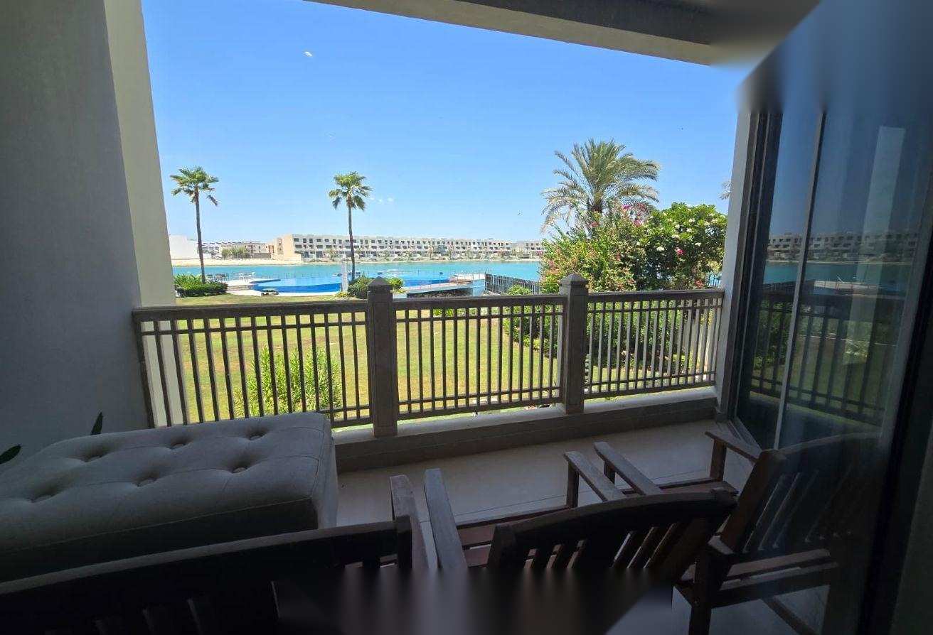 Fully Furnished 4-Bedroom Waterfront Villa with Beach Access