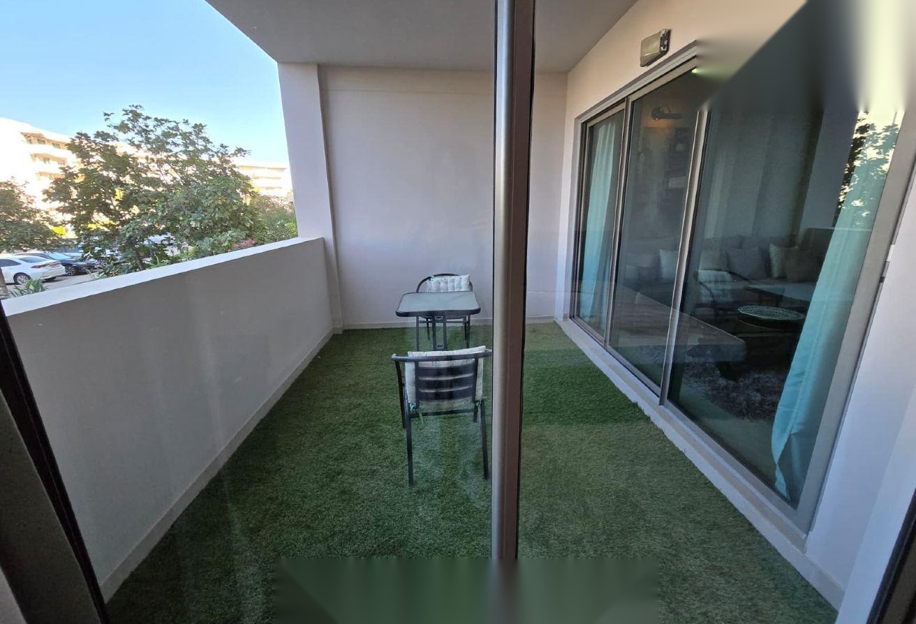 Fully Furnished 1-Bedroom Apartment with Terrace in Tala Island, Amwaj