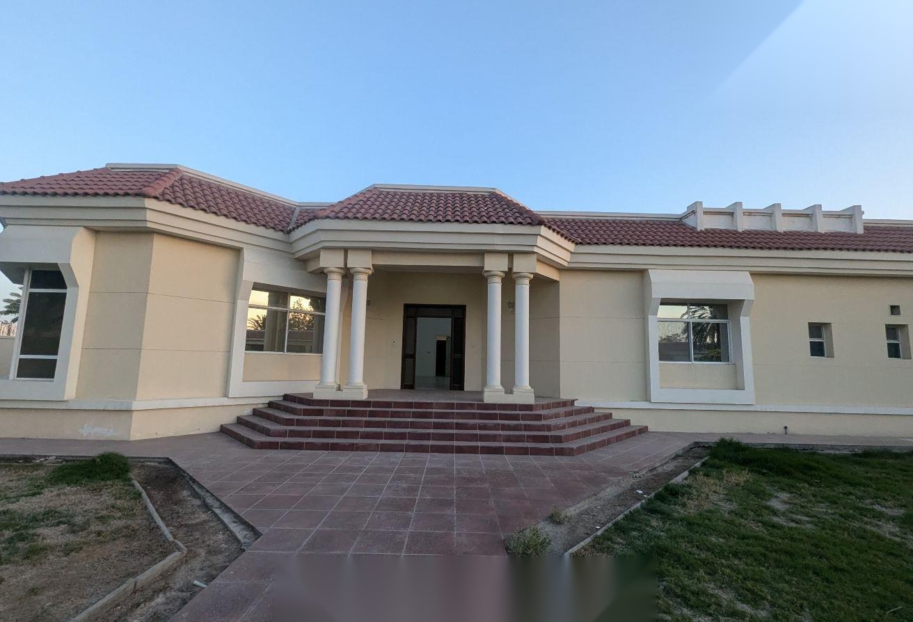 4-Bedroom Semi-Furnished Apartment for Rent in Hamala
