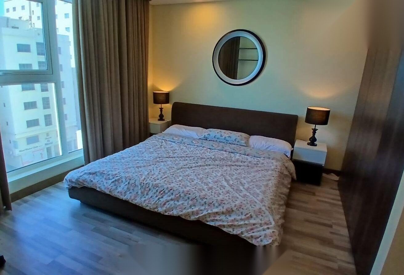 Fully Furnished 1-Bedroom Apartment in Busaiteen