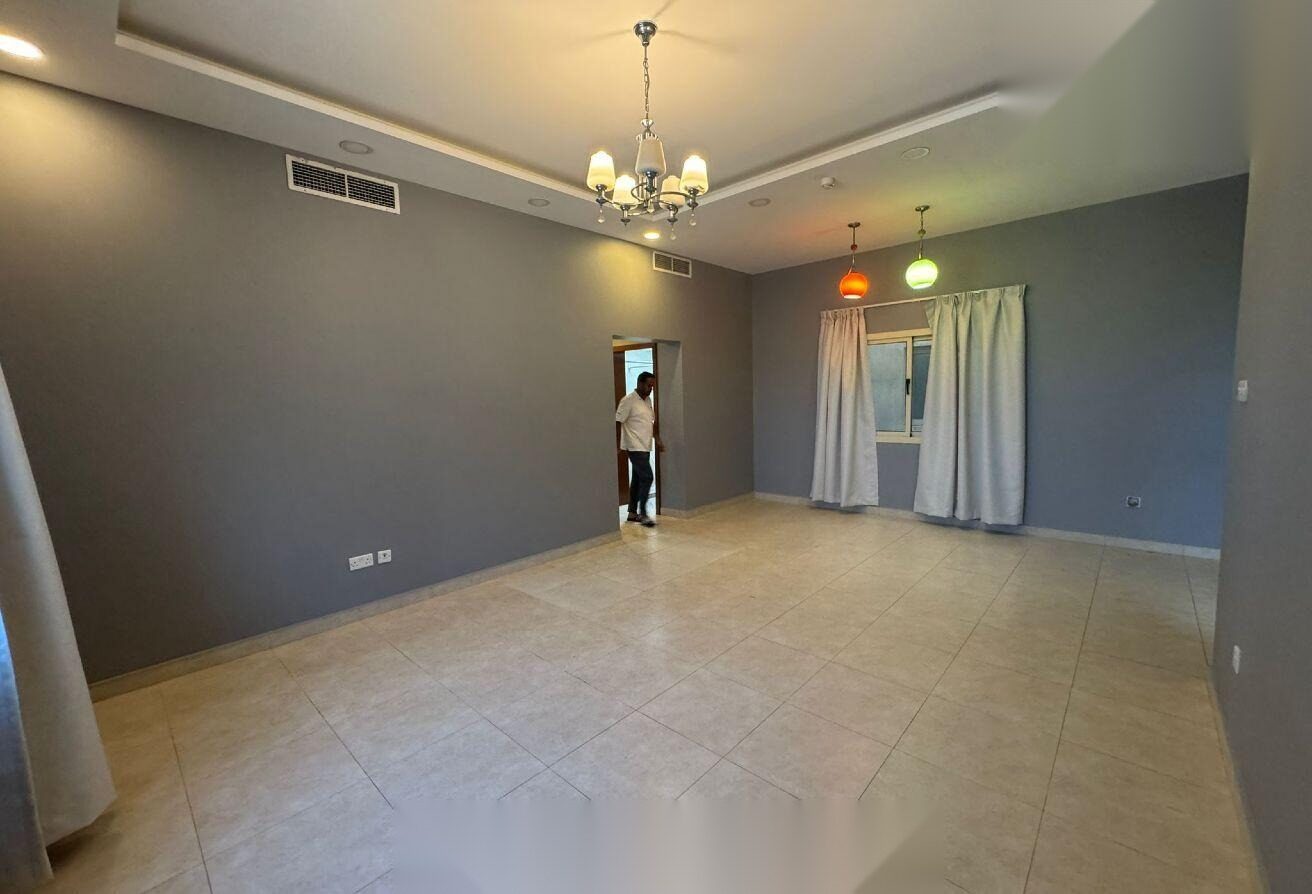 Fully Furnished 2-Bedroom Flat in Al Juffair