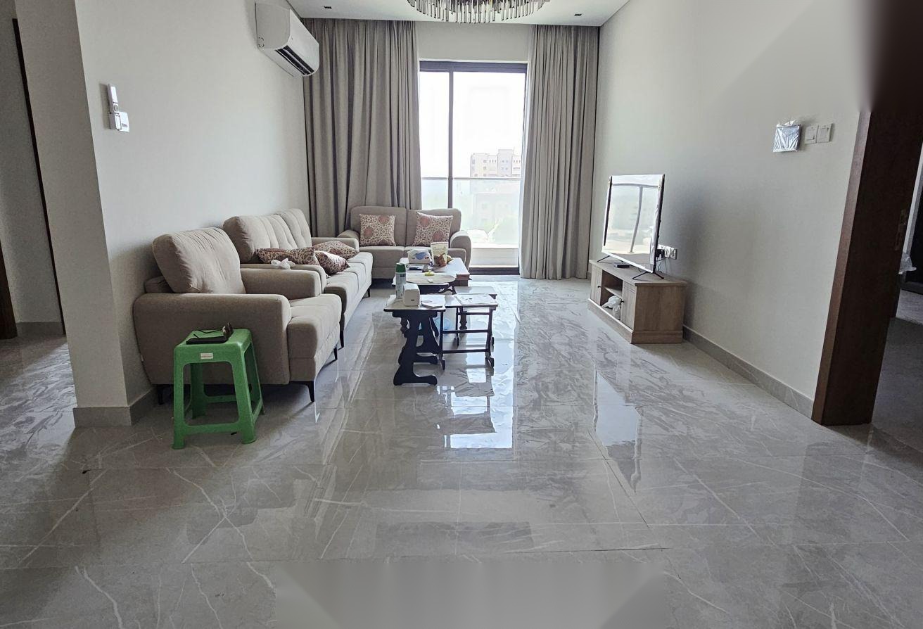 Fully Furnished 2-Bedroom Apartment with Sea View, Mahooz
