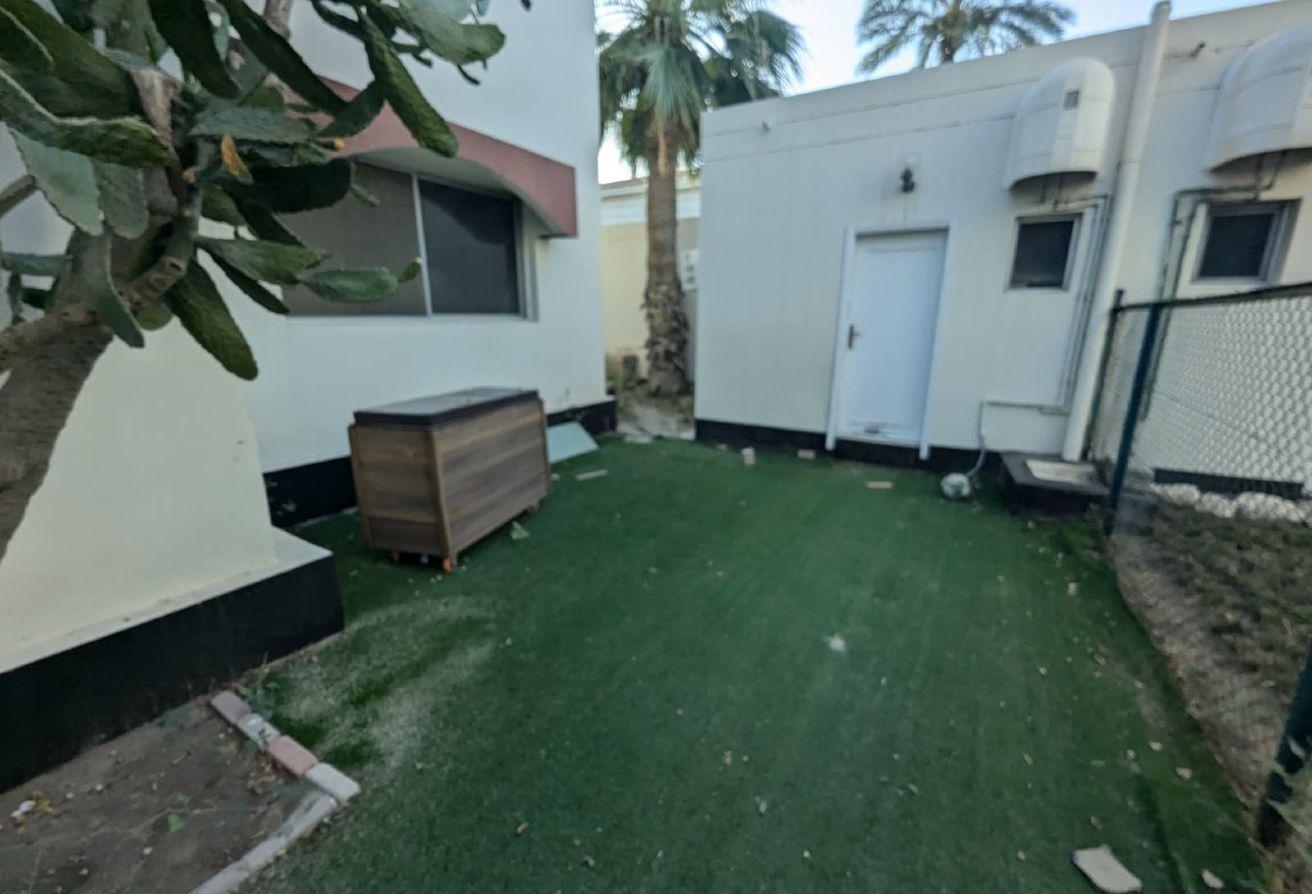 3-Bedroom Villa with Maid Room in Saar