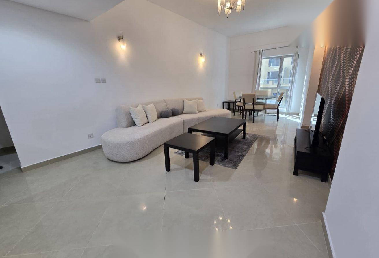Fully Furnished 1-Bedroom Apartment with Balcony in Amwaj