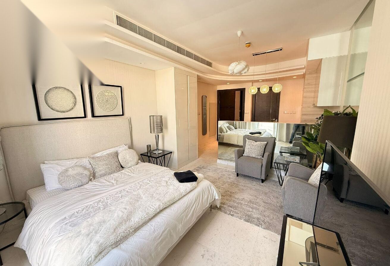 Fully Furnished Studio Apartment in Water Garden City