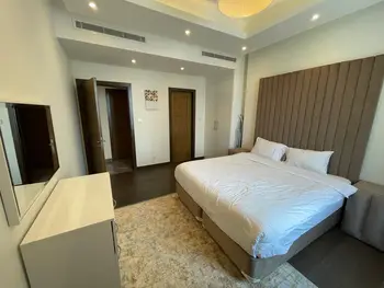 Stylish And Modern With Luxurious Amenities