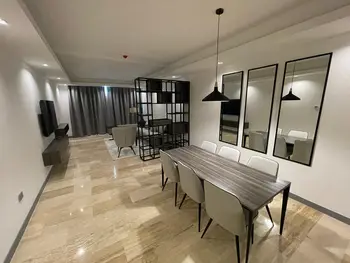 Elegant With Luxurious Amenities