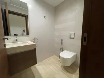 Elegant With Luxurious Amenities