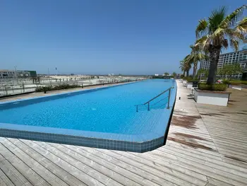 Elegant With Luxurious Amenities