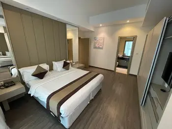 3 Bathrooms | Full Amenities | Pool | Gym | Sauna