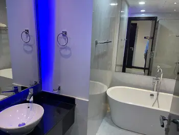 Super Deluxe - Sea View & Balcony- Wi-Fi