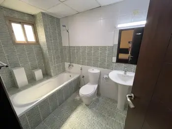 Spacious And Bright With Luxurious Amenities
