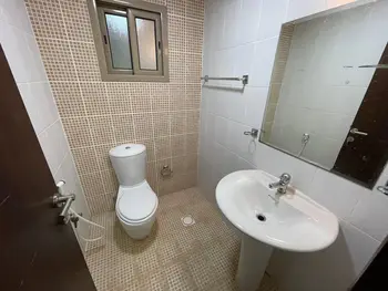 Spacious And Bright With Luxurious Amenities